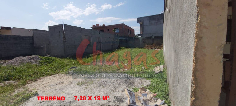 Imagem Casa com 1 Quarto à Venda, 76 m² em Golfinho - Caraguatatuba Imagem Casa com 1 Quarto à Venda, 76 m² em Golfinho - Caraguatatuba