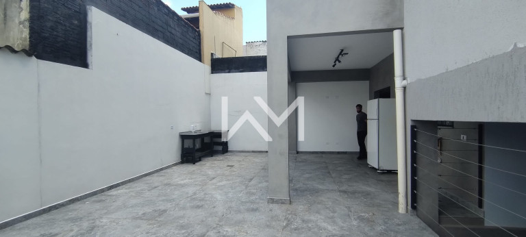 Imagem Sobrado com 4 Quartos à Venda, 220 m² em Jardim São Roberto - Guarulhos Imagem Sobrado com 4 Quartos à Venda, 220 m² em Jardim São Roberto - Guarulhos