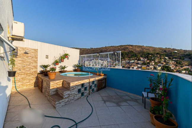 Imagem Cobertura com 2 Quartos à Venda, 120 m² em Santa Rosa - Niterói