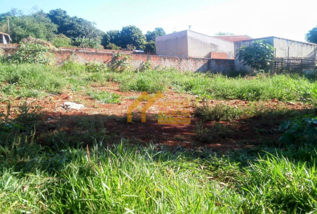 Terreno à Venda,  em Vila Mazzei - Itapetininga
