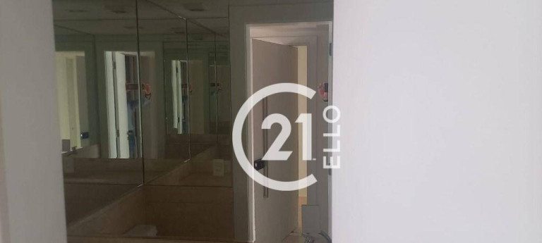 Imagem Apartamento com 3 Quartos à Venda, 223 m² em Itaim Bibi - São Paulo