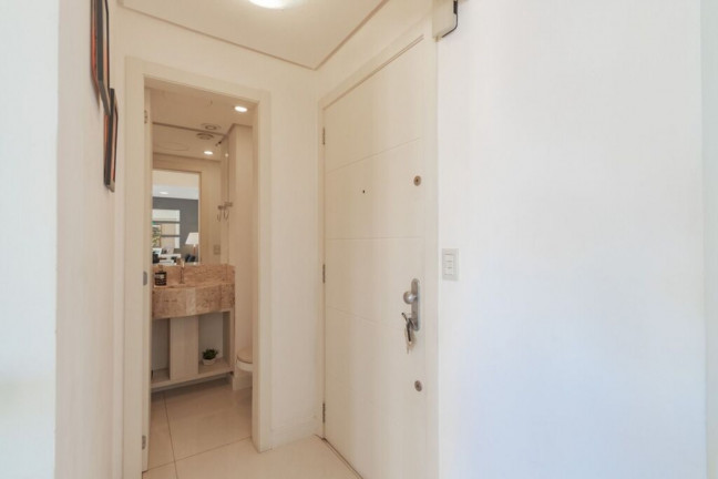 Imagem Imóvel com 3 Quartos à Venda, 102 m² em Menino Deus - Porto Alegre Imagem Imóvel com 3 Quartos à Venda, 102 m² em Menino Deus - Porto Alegre