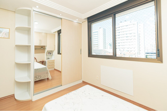 Imagem Apartamento com 3 Quartos à Venda, 81 m² em Passo Da Areia - Porto Alegre Imagem Apartamento com 3 Quartos à Venda, 81 m² em Passo Da Areia - Porto Alegre