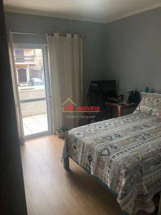 Imagem Casa de Condomínio com 3 Quartos à Venda, 220 m² em Parque Nova Jandira - Jandira
