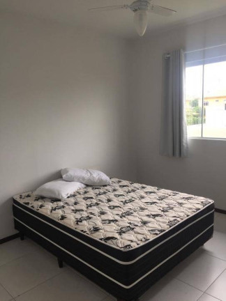 Imagem Casa com 4 Quartos à Venda, 161 m² em Campeche - Florianópolis Imagem Casa com 4 Quartos à Venda, 161 m² em Campeche - Florianópolis