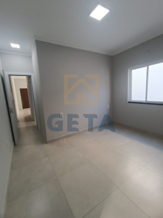 Imagem Casa com 2 Quartos à Venda, 54 m² em Jardim Moriah - Camboriú Imagem Casa com 2 Quartos à Venda, 54 m² em Jardim Moriah - Camboriú