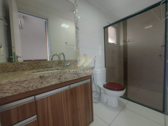 Imagem Apartamento com 2 Quartos à Venda, 99 m² em Ocian - Praia Grande