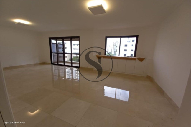 Apartamento com 4 Quartos para Alugar, 198 m² em Vila Nova Conceição - São Paulo