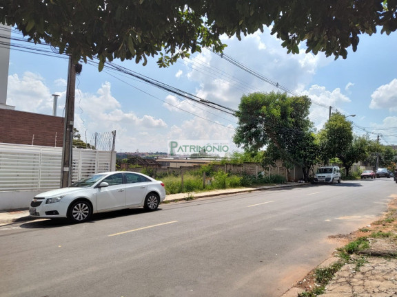 Imagem Imóvel à Venda, 1.000 m² em Dom Bosco - Jaguariúna Imagem Imóvel à Venda, 1.000 m² em Dom Bosco - Jaguariúna