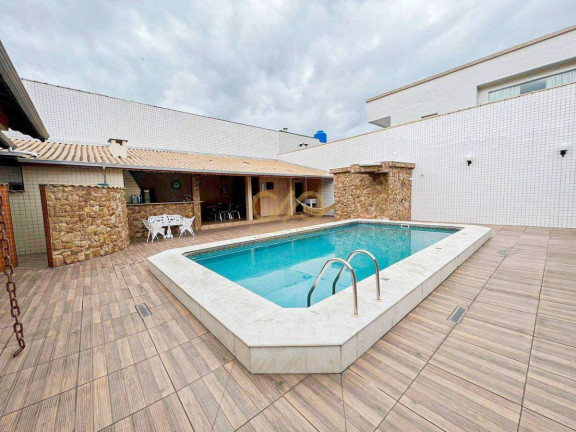 Casa com 5 Quartos à Venda, 720 m² em Canto Do Forte - Praia Grande