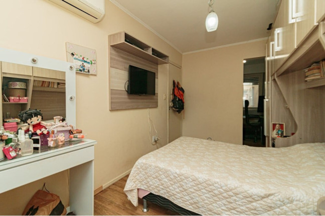 Imagem Imóvel com 3 Quartos à Venda, 59 m² em Cristo Redentor - Porto Alegre Imagem Imóvel com 3 Quartos à Venda, 59 m² em Cristo Redentor - Porto Alegre
