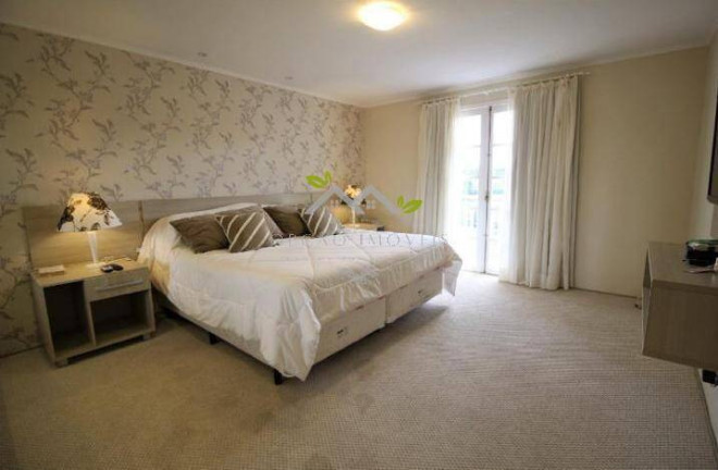 Imagem Casa com 3 Quartos à Venda, 270 m² em Vila Telma - Campos Do Jordão