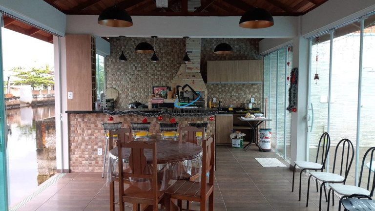 Imagem Casa com 5 Quartos à Venda, 300 m² em Balneário Pontal Do Sul - Pontal Do Paraná
