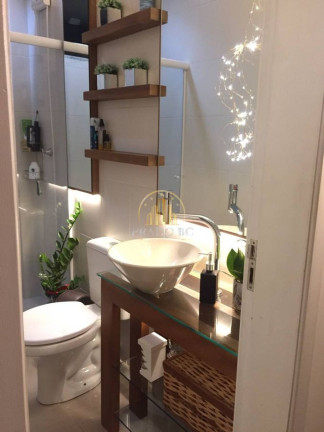 Imagem Apartamento com 2 Quartos à Venda, 59 m² em Monte Alegre - Camboriú