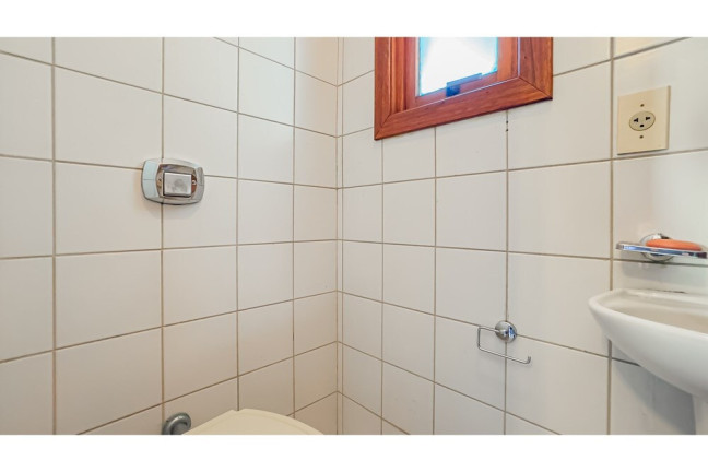 Imagem Apartamento com 3 Quartos à Venda, 121 m² em Auxiliadora - Porto Alegre Imagem Apartamento com 3 Quartos à Venda, 121 m² em Auxiliadora - Porto Alegre