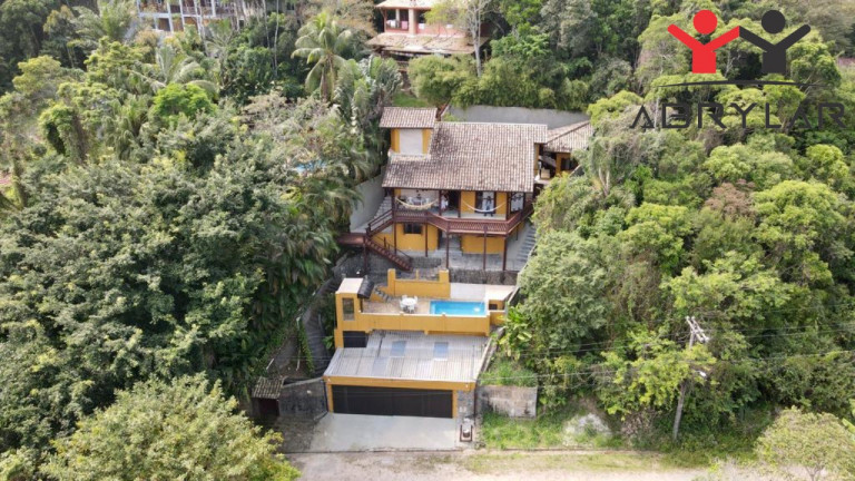 Sobrado com 4 Quartos à Venda, 320 m² em Itagua - Ubatuba