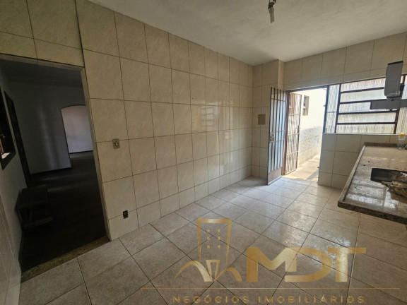 Imagem Casa com 4 Quartos à Venda, 232 m² em Copacabana - Belo Horizonte Imagem Casa com 4 Quartos à Venda, 232 m² em Copacabana - Belo Horizonte