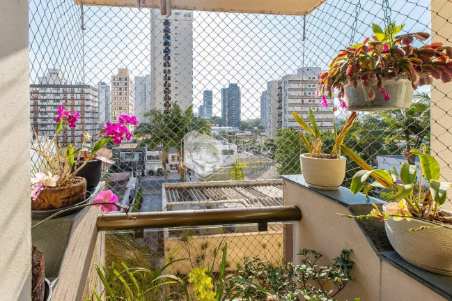 Imagem Apartamento com 4 Quartos à Venda, 200 m² em Moema - São Paulo