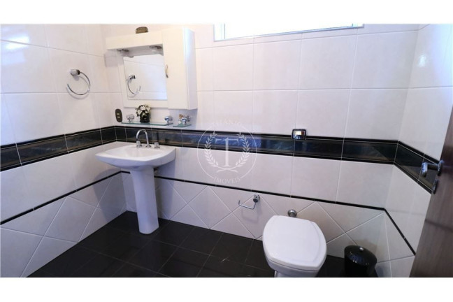 Imagem Casa com 3 Quartos à Venda, 250 m² em Vila Sônia - São Paulo Imagem Casa com 3 Quartos à Venda, 250 m² em Vila Sônia - São Paulo
