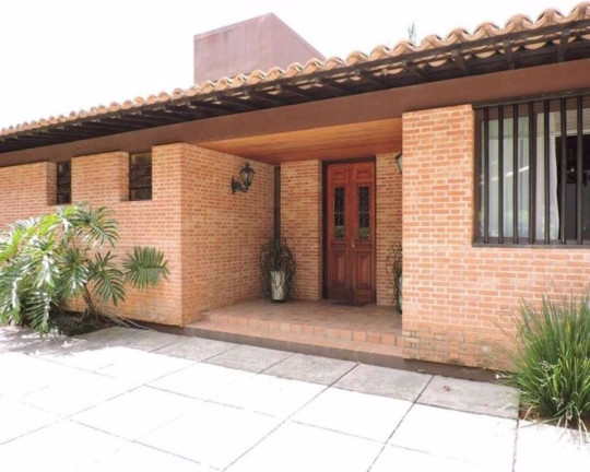 Imagem Casa à Venda, em Parque Silvino Pereira - Cotia Imagem Casa à Venda, em Parque Silvino Pereira - Cotia