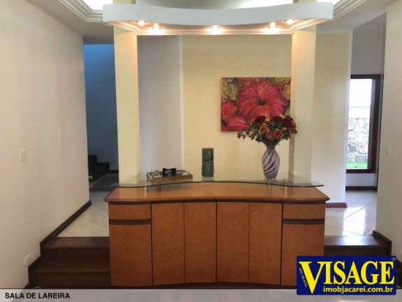 Imagem Casa com 3 Quartos à Venda, 375 m² em Bairro Do Coleginho - Jacareí Imagem Casa com 3 Quartos à Venda, 375 m² em Bairro Do Coleginho - Jacareí