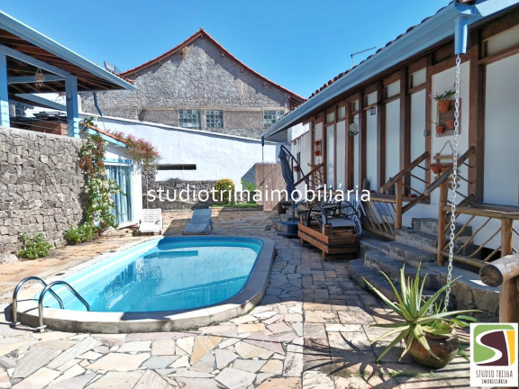 Imagem Casa com 4 Quartos à Venda, em Itaguassu - Ilhabela Imagem Casa com 4 Quartos à Venda, em Itaguassu - Ilhabela