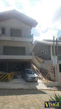 Imagem Casa com 3 Quartos à Venda, 375 m² em Jd. Coleginho - Jacareí