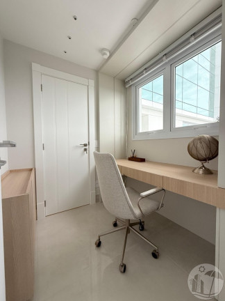 Imagem Apartamento com 4 Quartos à Venda, 196 m² em Centro - Balneário Camboriú