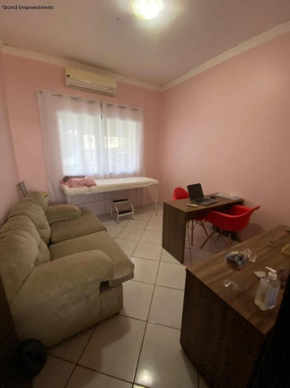 Imagem Imóvel com 3 Quartos à Venda,  em Centro - Sinop