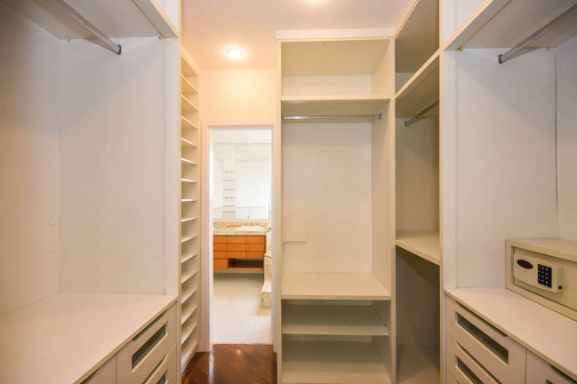 Imagem Imóvel com 3 Quartos à Venda, 193 m² em Vila Suzana - São Paulo Imagem Imóvel com 3 Quartos à Venda, 193 m² em Vila Suzana - São Paulo