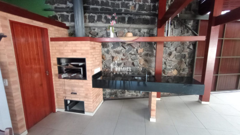 Imagem Casa de Condomínio com 3 Quartos à Venda, 191 m² em Barra Da Lagoa - Ubatuba Imagem Casa de Condomínio com 3 Quartos à Venda, 191 m² em Barra Da Lagoa - Ubatuba