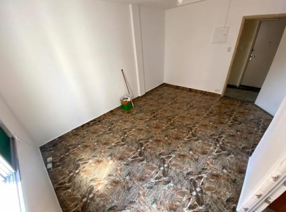 Imagem Kitnet com 1 Quarto à Venda, 25 m² em Guilhermina - Praia Grande