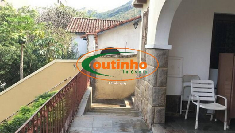Imagem Casa com 4 Quartos à Venda, 575 m² em Grajaú - Rio De Janeiro Imagem Casa com 4 Quartos à Venda, 575 m² em Grajaú - Rio De Janeiro