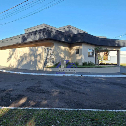 Casa com 3 Quartos à Venda, 287 m² em Pinheiros - Araçatuba