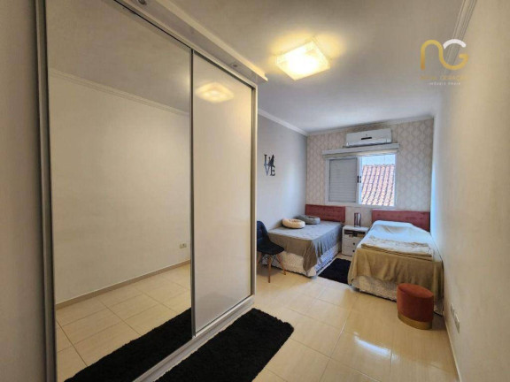 Imagem Sobrado com 3 Quartos à Venda, 121 m² em Balneário Pires - Praia Grande Imagem Sobrado com 3 Quartos à Venda, 121 m² em Balneário Pires - Praia Grande