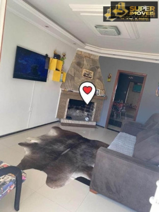Imagem Casa com 6 Quartos à Venda, 300 m² em Fragata - Pelotas Imagem Casa com 6 Quartos à Venda, 300 m² em Fragata - Pelotas