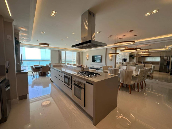 Apartamento com 4 Quartos à Venda, 230 m² em Meia Praia - Itapema