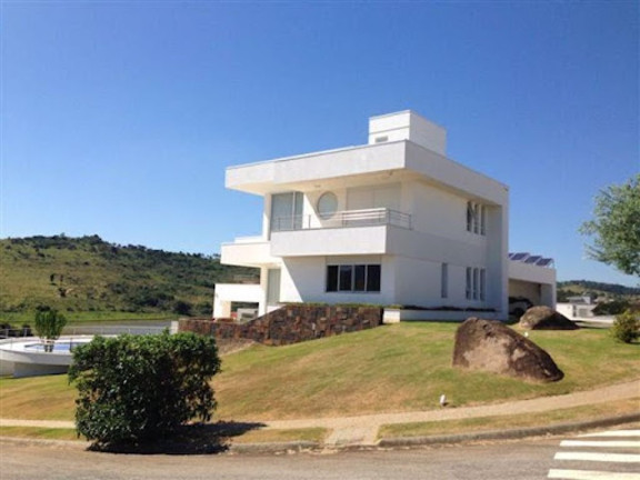 Casa com 5 Quartos à Venda ou Locação, 607 m² em Condomínio Figueira Garden - Atibaia