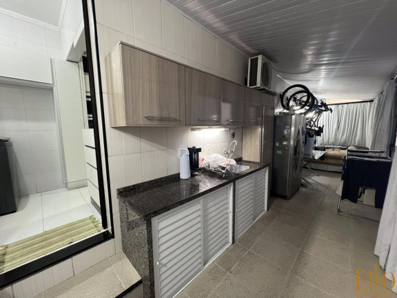 Imagem Apartamento com 3 Quartos à Venda, 126 m² em Meia Praia - Itapema