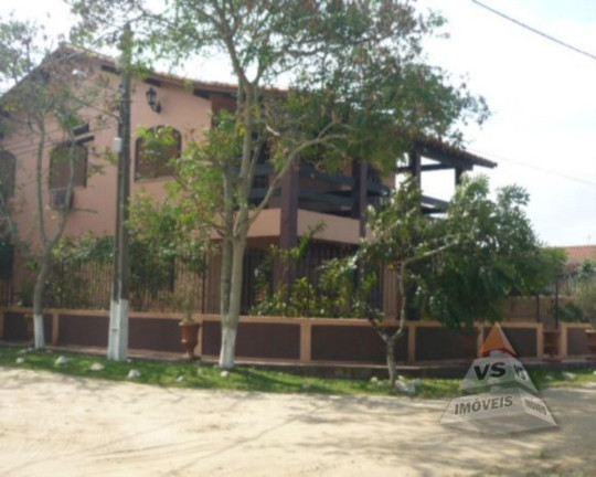 Casa com 5 Quartos à Venda, 320 m² em Balneário São Pedro - São Pedro Da Aldeia