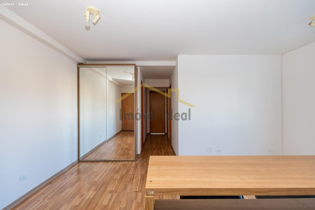 Imagem Apartamento com 3 Quartos à Venda, 75 m² em Cabral - Curitiba Imagem Apartamento com 3 Quartos à Venda, 75 m² em Cabral - Curitiba