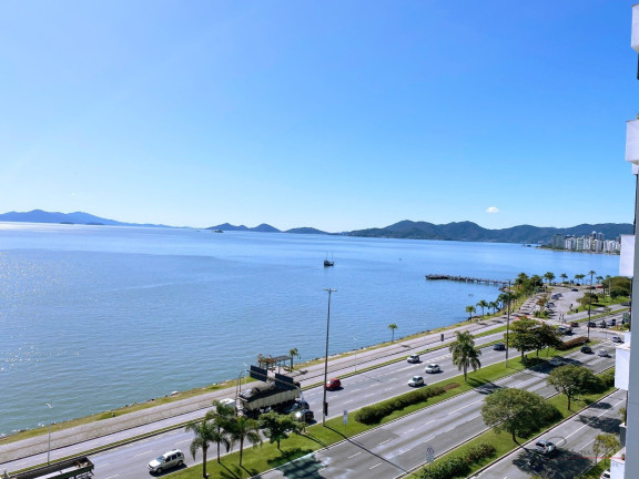 Imagem Apartamento com 4 Quartos à Venda, 307 m² em Beira Mar - Florianópolis Imagem Apartamento com 4 Quartos à Venda, 307 m² em Beira Mar - Florianópolis