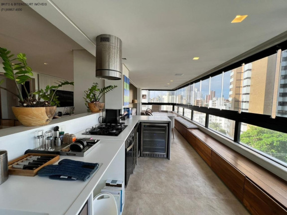 Imagem Imóvel com 3 Quartos à Venda, 228 m² em Barra - Salvador Imagem Imóvel com 3 Quartos à Venda, 228 m² em Barra - Salvador