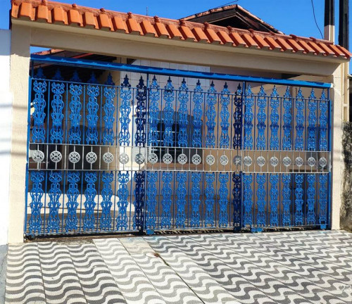 Casa com 2 Quartos à Venda, 76 m² em Mirim - Praia Grande