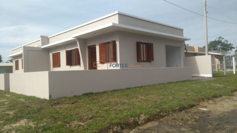 Imagem Casa com 2 Quartos à Venda, 116 m² em Cruzeiro Do Sul - Tramandaí Imagem Casa com 2 Quartos à Venda, 116 m² em Cruzeiro Do Sul - Tramandaí