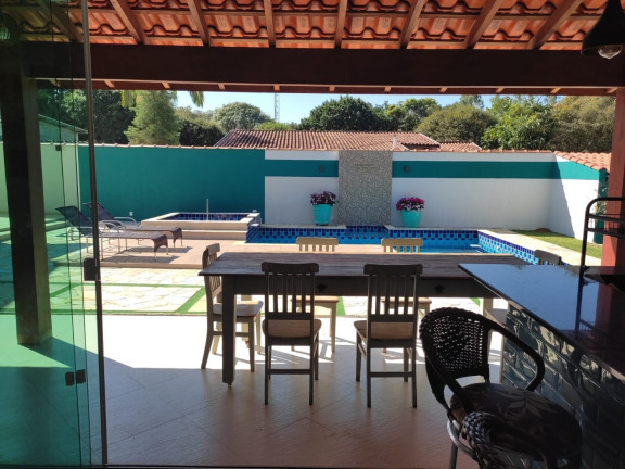 Imagem Casa com 3 Quartos à Venda, 255 m² em Socorro - Pindamonhangaba Imagem Casa com 3 Quartos à Venda, 255 m² em Socorro - Pindamonhangaba