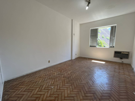 Imagem Apartamento com 3 Quartos à Venda, 163 m² em Copacabana - Rio De Janeiro
