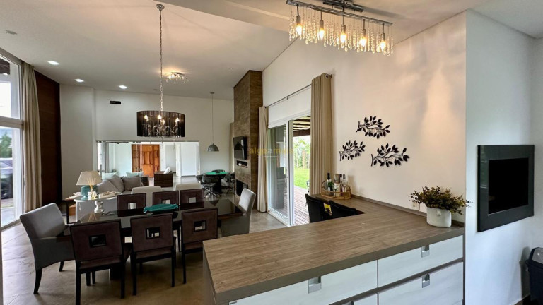 Imagem Casa com 4 Quartos à Venda, 240 m² em Condominio Lagoa Do Passo - Osório Imagem Casa com 4 Quartos à Venda, 240 m² em Condominio Lagoa Do Passo - Osório