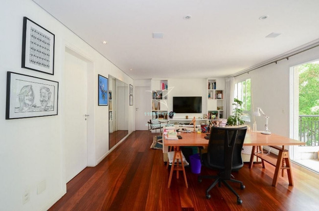 Imagem Apartamento com 3 Quartos à Venda, 129 m² em Real Parque - São Paulo
