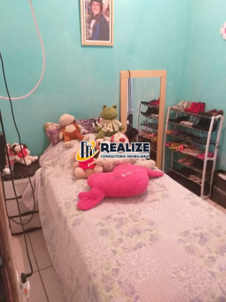 Imagem Casa com 3 Quartos à Venda, 230 m² em Jockey - Campos Dos Goytacazes Imagem Casa com 3 Quartos à Venda, 230 m² em Jockey - Campos Dos Goytacazes